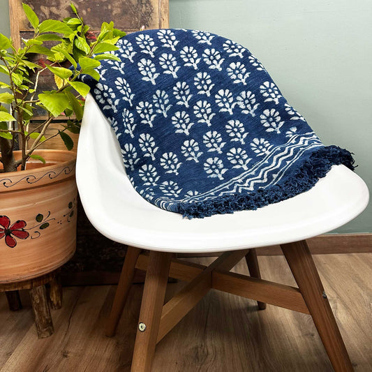 Handmade Indigo Throw - 170x120cm - Chhota Flower